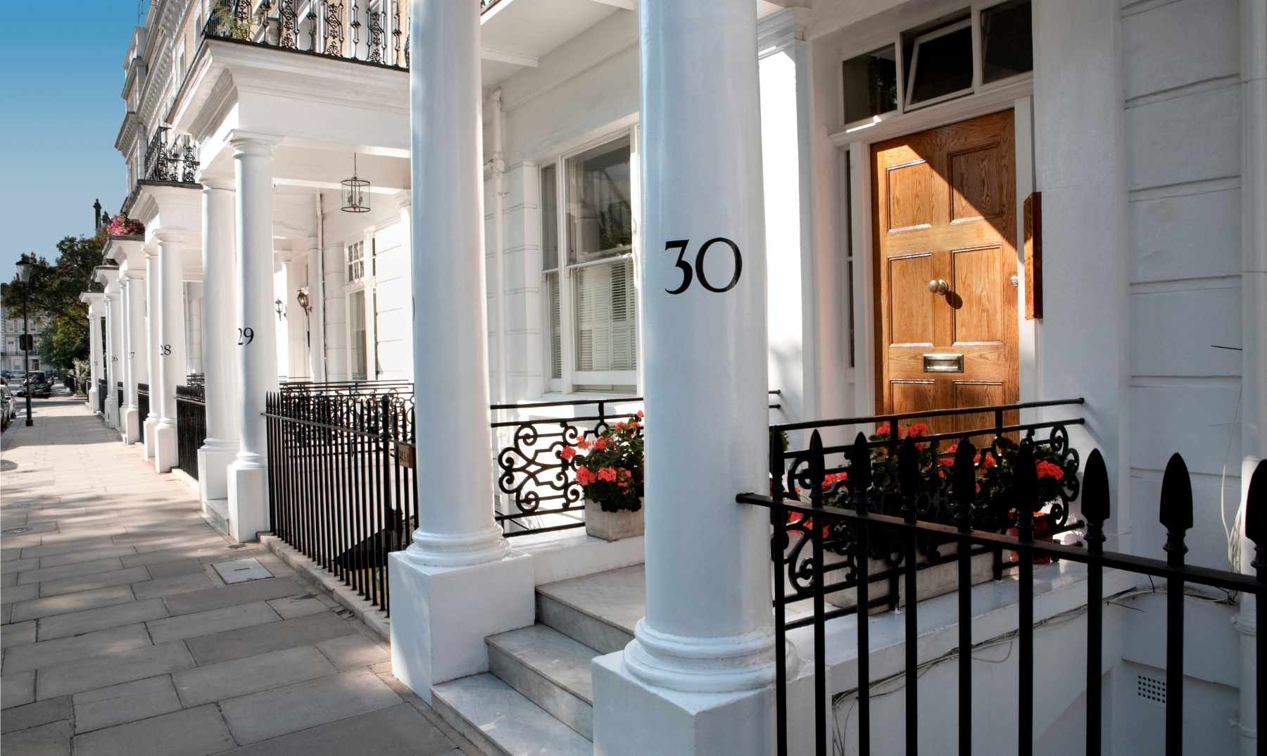 Best Areas in West London to Rent Out an Airbnb